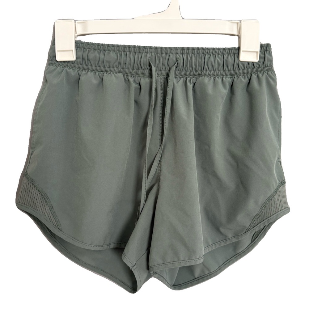 SO Green Athletic Shorts with Elastic Waistband and Side Slits